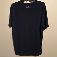 Under Armour Brahma Bull Mens T-shirt Heatgear Loose Fit Mens Sz Med Distressed