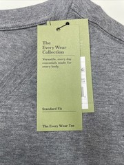 NWT Goodfellow & Co Men’s V-Neck T-shirt Size XL Gray Short Sleeve Standard Fit