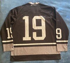 Champion #19 Champion Logo Hockey Jersey Sz L (44) (25in W X 30in L) Black
