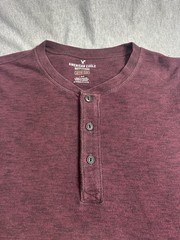 American Eagle Active Flex Men’s Burgundy Solid Cotton Knit Henley Tee Sz L