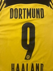 Borussia Dortmund 2022/2023 home shirt Haaland 9