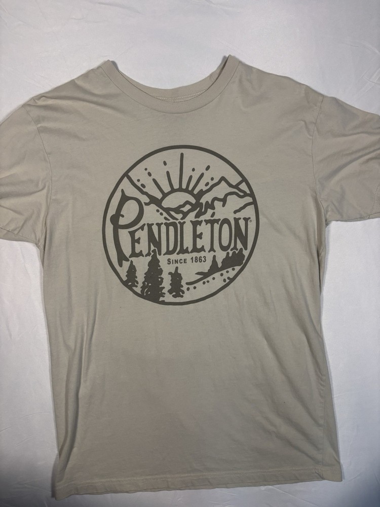 Pendleton Men’s Medium Tan Graphic T Shirt Mountain Logo Short Sleeve Outdoor