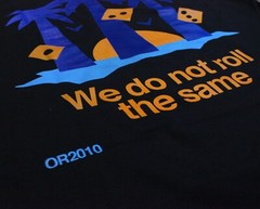 OUTRANK “WE DO NOT ROLL THE SAME ” SNEAKER T-SHIRT NB 1906R Medusa Azul