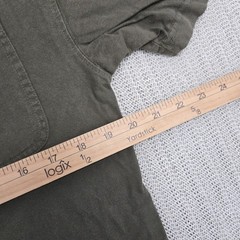 Red Head Henley Shirt Mens Medium Olive Green Short Sleeve Chest Pocket Tee