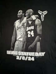 kobe bryant statue day t shirt graphic tee collage Black & White XL
