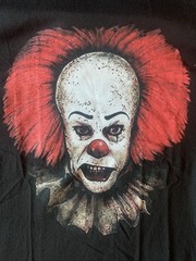NEW w/o tags Pennywise the Clown Big Face Graphic T-Shirt Size M