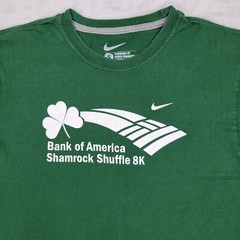Nike Shirt Men Small Marathon Chicago Race Running Shamrock Shuffle Volunteer 8K