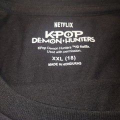 Netflix KPop Demon Hunters Huntrix T-Shirt 2XL smaller fit. 14