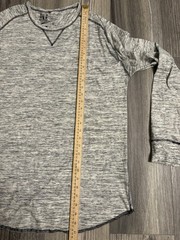 BKE Vintage Athletic Fit Long Sleeve Shirt Mens XL Grey Crew Neck V Neck Stitch