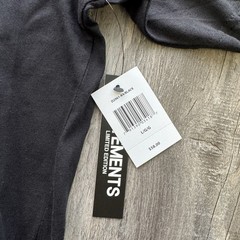 NWT Vetements Limited Edition Men’s BLACK T-Shirt Size L By Drill Clothing