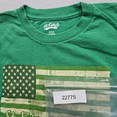 St. Patrick’s Day Men’s Large Green American Flag Short Sleeve T-Shirt