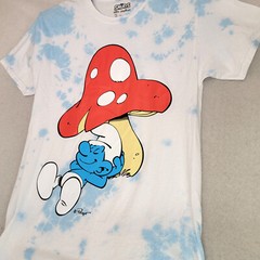 NEW SMURFS TIE DYE T SHIRT MENS SMALL S BLUE WHITE MUSHROOM NWT