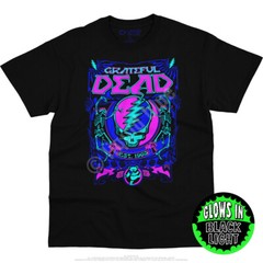 GRATEFUL DEAD-SYF BLACKLIGHT-GLOWS N BLACKLIGHT-T-SHIRT S-M-L-XL-XXL,5X Garcia
