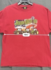John Deere Men’s Short Sleeve Graphic T-Shirt Size Large Red 3 Tractors