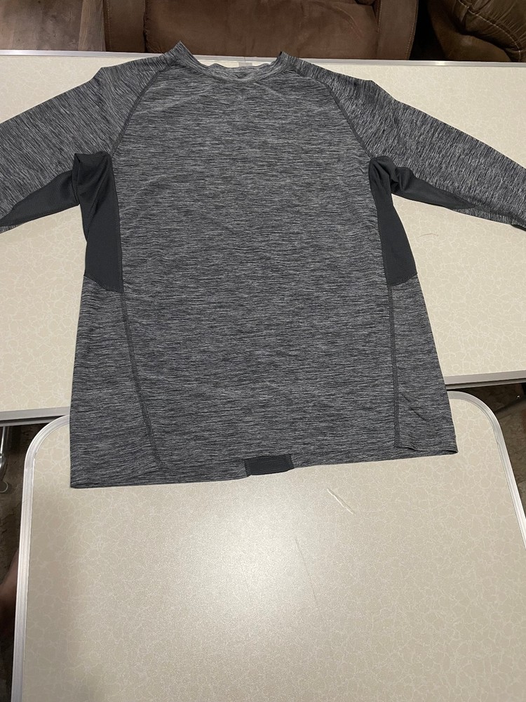 MEN’S SIZE LARGE : RUSSELL BRAND GREY STRIPE BREATHABLE TEE – LONG SLEEVE SHIRT