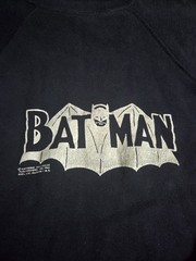 vintage 1966 DC Comics Medium Batman sweatshirt featuring a classic logo.