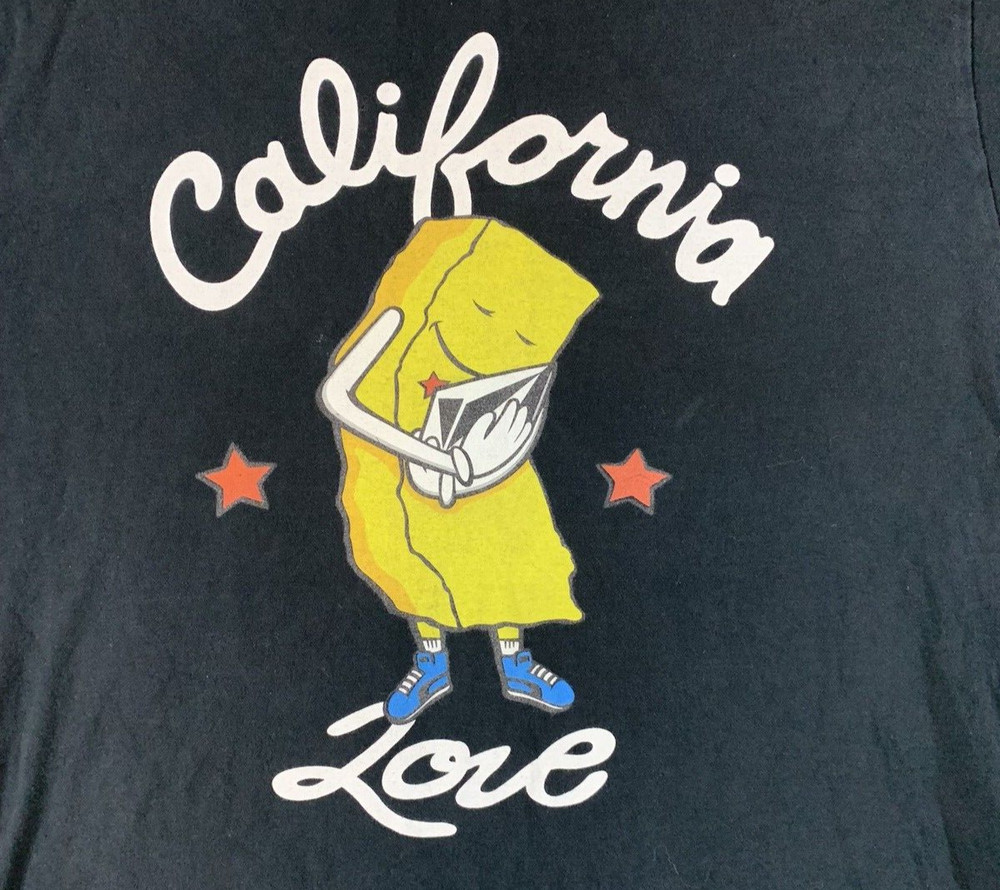 Volcom California Love Black T-Shirt Large Underarm to Underarm 22″ Length29″