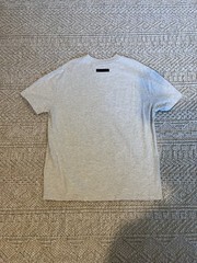 Fear of God Essentials T-Shirt Light Oatmeal Size L 100% Authentic 1977