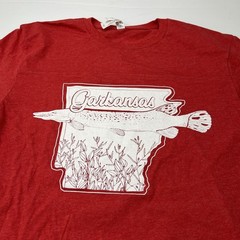LAT Apparel Garkansas Graphic T-Shirt Mens Medium Red Excellent Fishing Arkansas