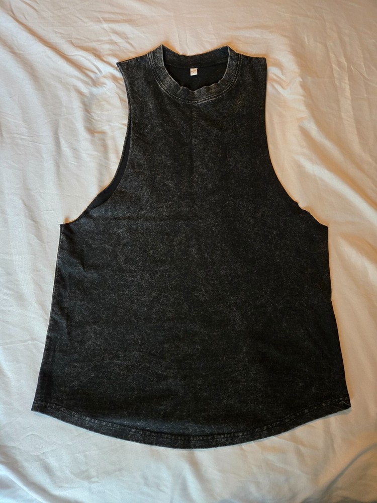 Iron Panda blank scoop bottom tank brand new small (fits like a medium)