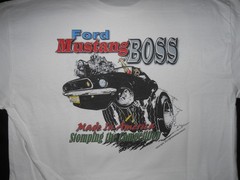 “Ford Mustang BOSS” : DTG PRINT on 100% COTTON WHITE T-Shirt Size XLGE