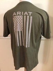 ARIAT Graphic Tee T-Shirt Men XXL Short Sleeve Crewneck Green S/S Flag On Back