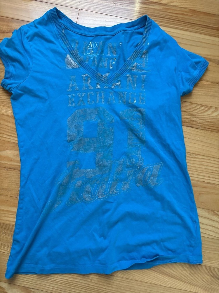 Armani Exchange Women’s Blue V-Neck Graphic Logo T-Shirt Size Medium
