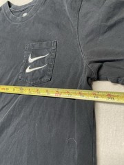 Nike Embroidered Double Swoosh Pocket Tee Men’s Size Medium Black