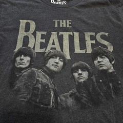 THE BEATLES Rubber Soul “1965 American Tour” Concert T-Shirt – Size S – NEW!