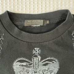 Nevertrust Urban Subculture Skull Crown Pay Me Graphic T-Shirt Black Small