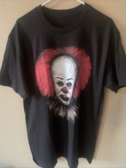 NEW w/o tags Pennywise the Clown Big Face Graphic T-Shirt Size M