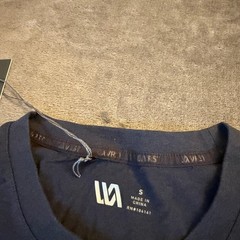 VRST Essential Pocket Tee Short Sleeve Athleisure Navy Blue Mens Small NWT