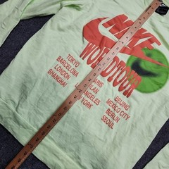 Nike Sportswear World Tour Shirt Men Large Green Glow In The Dark Puff Print