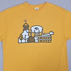 lowa Hawkeyes Landscape Shirt Men’s Large Yellow NCAA College Sports Logo City