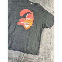 men’s charcoal gray Buccaneers logo t-shirt extra large excellent