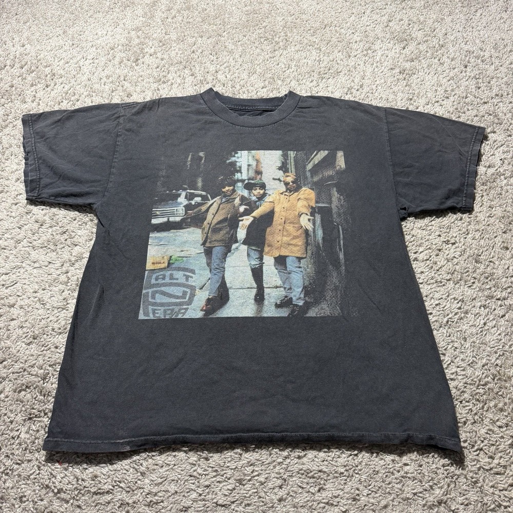 Salt n Pepa Men’s Medium T-Shirt Hip Hop Rap Tee Faded Y2k 90s Music Promo Album