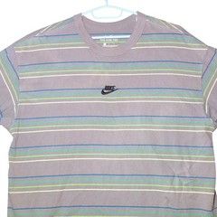 The Nike Tee Striped Men’s T-Shirt Size M Medium Embroidery Center Swoosh Logo