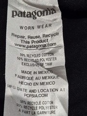 MENS PATAGONIA SHOP STICKER RESPONSIBILI-TEE SIZE LARGE