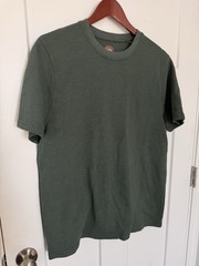 Common People Men Olive Textured T-Shirt Fine Striped Texture Size S