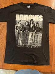 Vintage T-Shirt Lot Of 10 90s Y2K Modern Ramones Tweety Looney Tunes Corvette