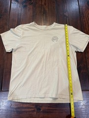 Brixton Mfg. Co. Men’s T-Shirt – Standard Fit – Cream Horseshoe Graphic – L