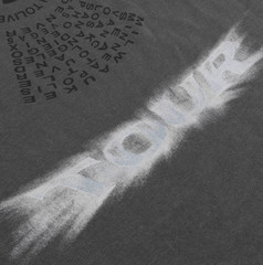 OFFICIAL EXCLUSIVE TOUR MERCH-VINTAGE RACING TEE-SIZE M-OCTANE-DON TOLIVER
