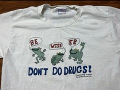 MENS USED VINTAGE 90S SINGLE STITCH DONT DO DRUGS PARODY SHIRT SIZE MEDIUM