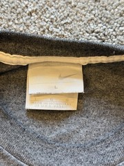 Vintage Nike Mini Swoosh T-Shirt Gray Embroidered Logo Men’s Large Y2K