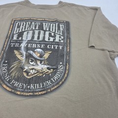 Vtg 2000s The Great Wolf Lodge Traverse City Distressed Y2K T Shirt Mens M Brown