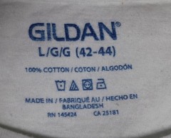 Gildan White Crew Neck Tee Shirts Men’s Large (42-44) Quantity 2