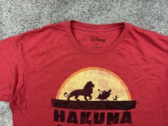 Disney Lion King Shirt Mens 2XL Red Hakuna Matata Graphic Tee Movie Silhouette