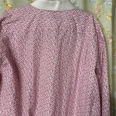 Stacy Adams Shirt XXL , White W Pink Flowers, White Collar,18 1/2 (34/35) ,pics