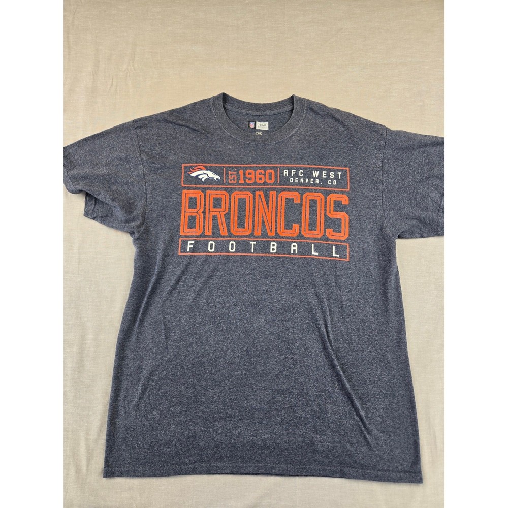 NFL Team Apparel Denver Broncos Mens Large Heather Grey Graphic Football T-Shirt
