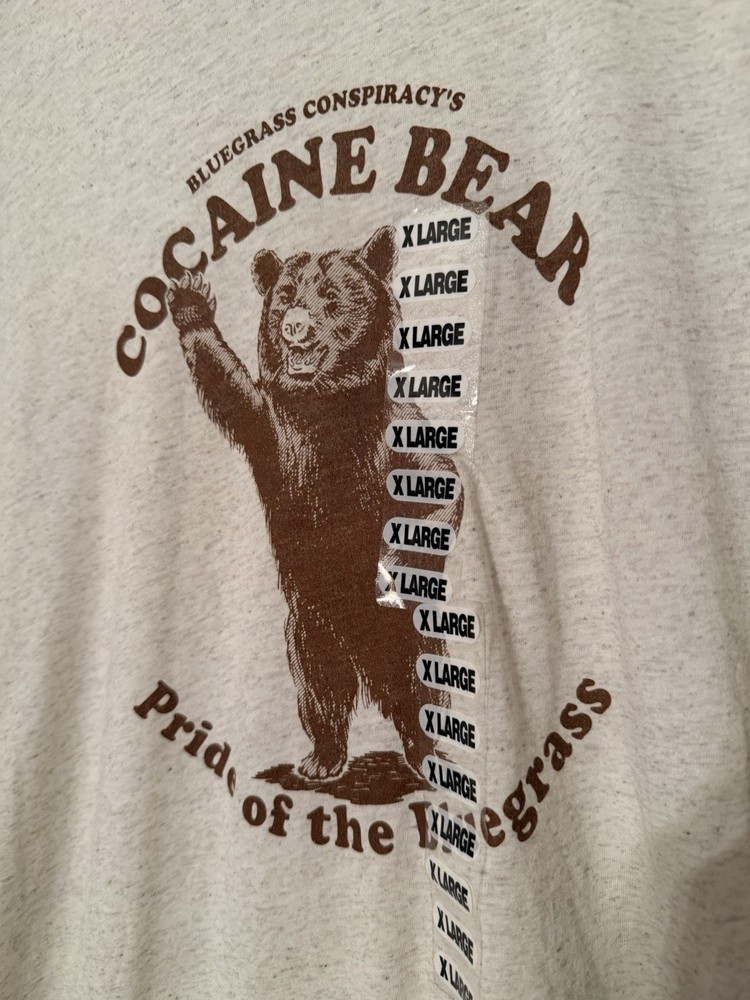 New Never Worn COCAINE BEAR t-shirt From Kentucky’s Number 1 Tourist Attraction!